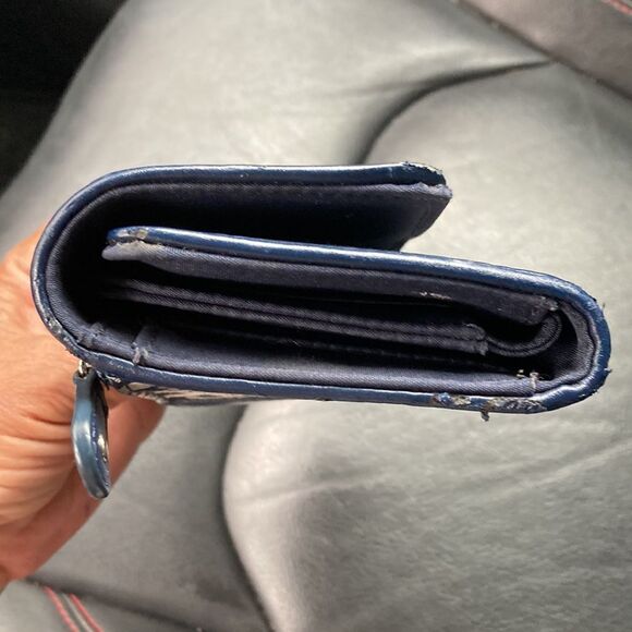 Tommy Hilfiger black cream monogram wallet - Picture 13 of 14